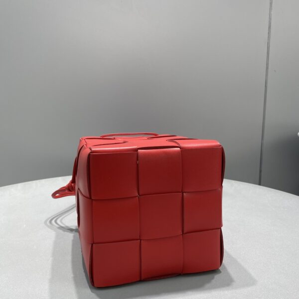 Bottega Veneta Mini Cassette Bucket Bag Red, For Women, Women's Bags 5.5in/14cm 680217VCQC46358
