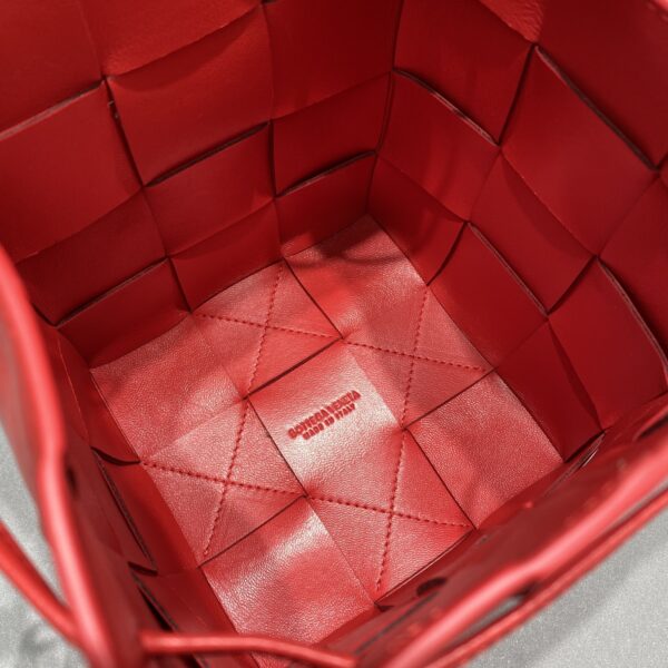 Bottega Veneta Mini Cassette Bucket Bag Red, For Women, Women's Bags 5.5in/14cm 680217VCQC46358