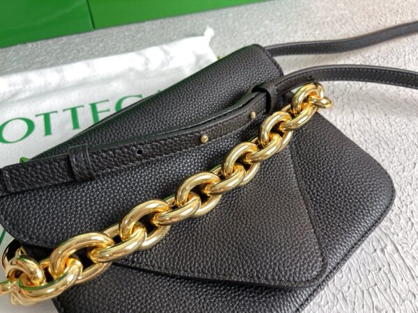 Bottega Veneta Mount Black, For Women, Women’s Bags 8.3in/21cm 667399V12M08425
