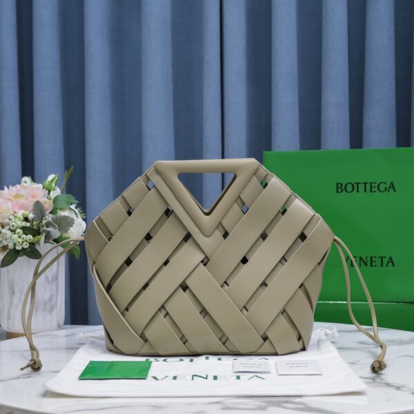 Bottega Veneta Point Dark Beige, For Women, Women's Bags 9.8in/25cm