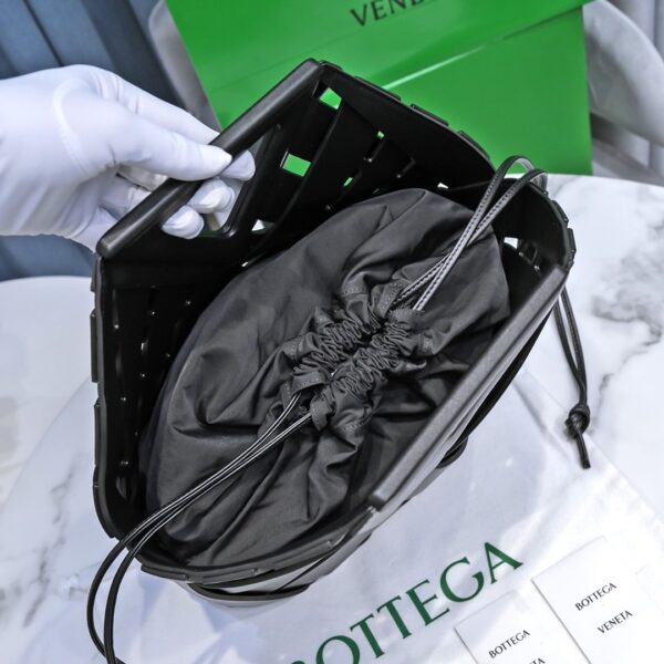 Bottega Veneta Point Dark Black, For Women, Women's Bags 9.8in/25cm