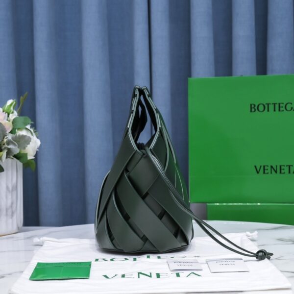 Bottega Veneta Point Dark Green, For Women, Women's Bags 9.8in/25cm