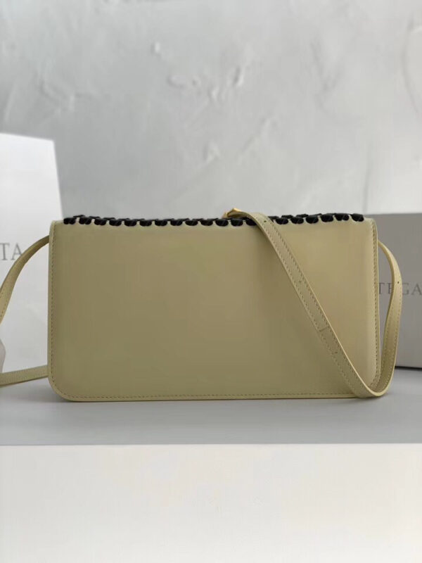 Bottega Veneta Shoulder Bag Beige, For Women, Women’s Bags 11in/28cm