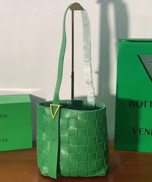 Bottega Veneta Shoulder Bag Nappa Green, For Women, Women’s Bags 12.9in/33cm