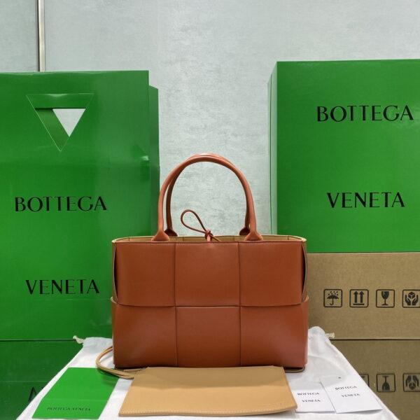 Bottega Veneta Small Arco Tote Bag Orange, For Women, Women's Bags 14.2in/36cm