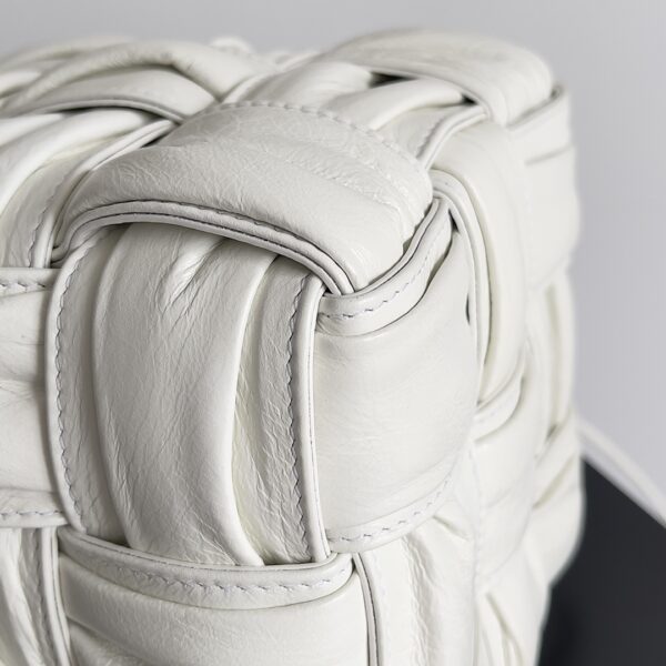 Bottega Veneta Small Cassette Bucket Bag White, For Women, Women's Bags 7.1in/18cm 717187V2FY39009