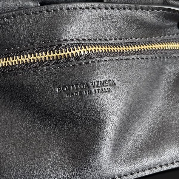 Bottega Veneta Small Padded Cassette Black, For Women, Women's Bags 7.5in/19cm 717506VCQR18425