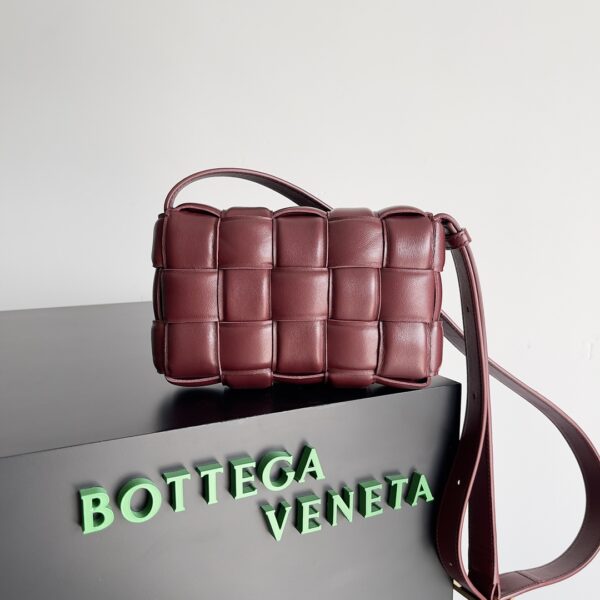 Bottega Veneta Small Padded Cassette Brown , For Women, Women's Bags 7.5in/19cm