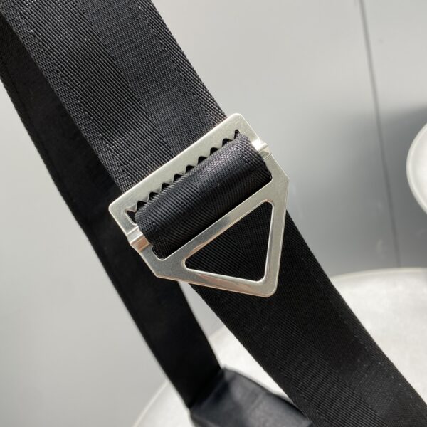 Bottega Veneta Webbing Black, For Men, Men's Bags 9.8in/25cm 680513V1G218803