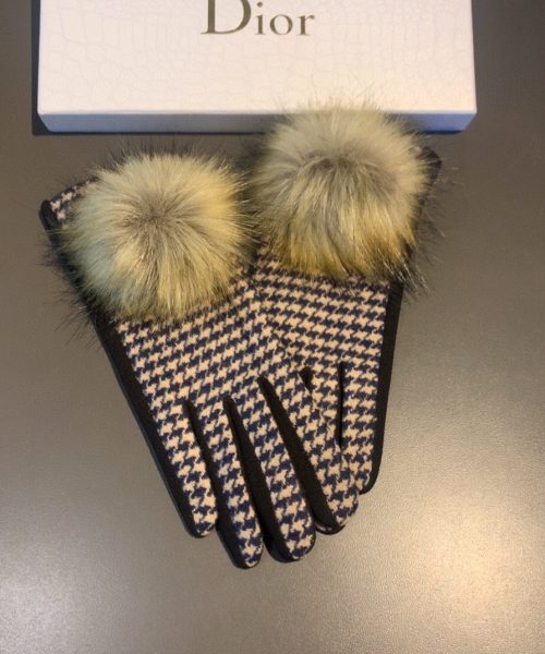 Burberry Cashmere Gloves In Brown