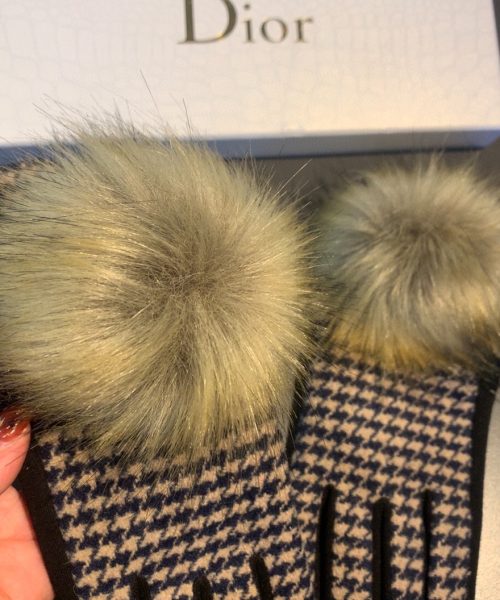 Burberry Cashmere Gloves In Brown