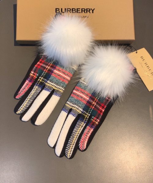 Burberry Cashmere Gloves In Multiple Color