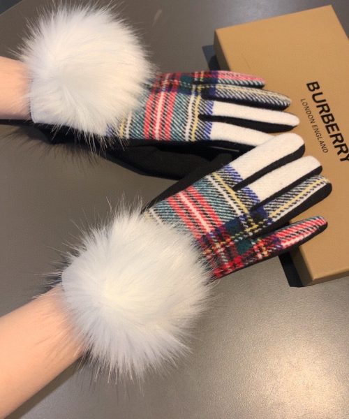 Burberry Cashmere Gloves In Multiple Color