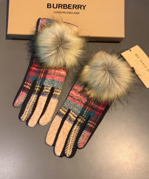 Burberry Cashmere Gloves In Multiple Color