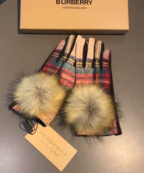 Burberry Cashmere Gloves In Multiple Color