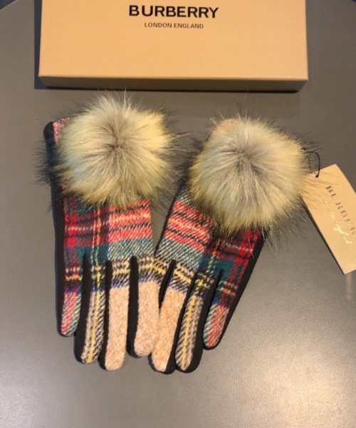 Burberry Cashmere Gloves In Multiple Color