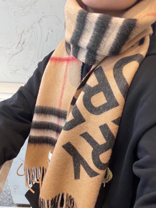 Burberry Contrast Check Cashmere Archive Beige Scarf 180cm/71in 