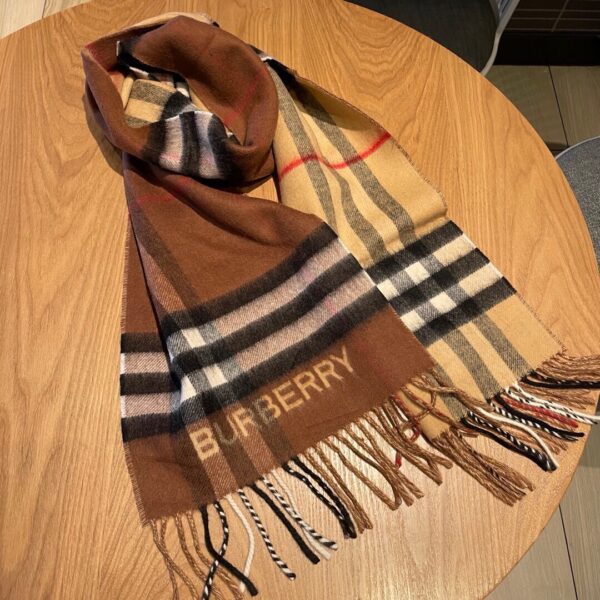 Burberry Contrast Check Cashmere Archive Beige/Birch Brown Scarf 180cm/71in 80453291