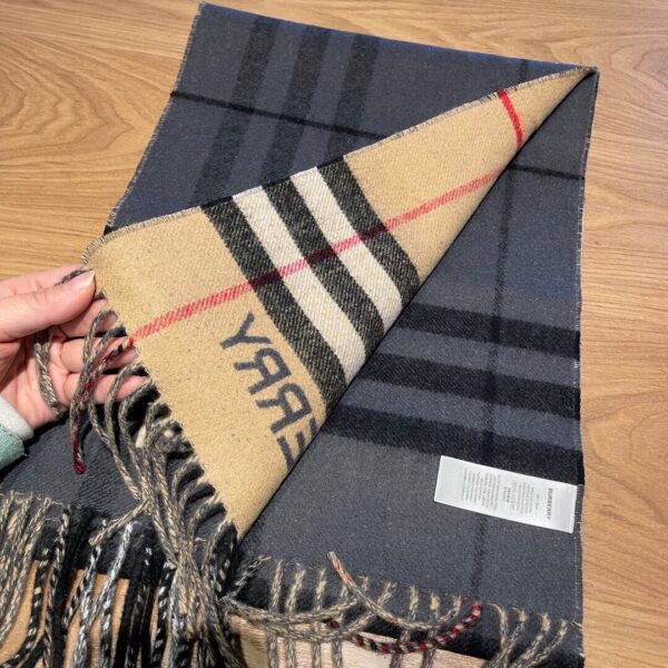 Burberry Contrast Check Cashmere Beige/Black Scarf 180cm/71in 80451711