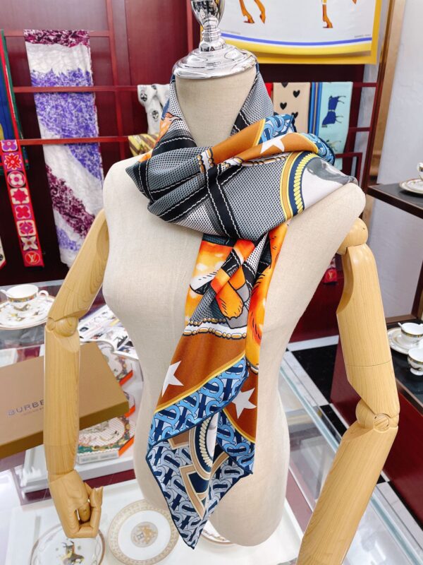 Burberry Deer Print Blue Square Scarf 90cm/35in 