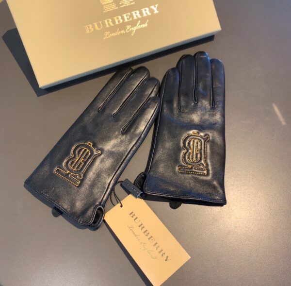 Burberry Monogram Motif Gloves In Black