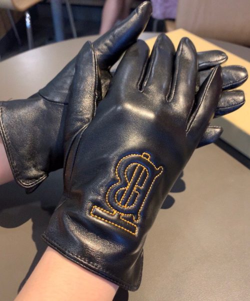 Burberry Monogram Motif Gloves In Black