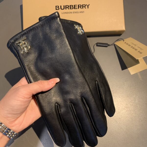 Burberry Monogram Motif Gloves In Black