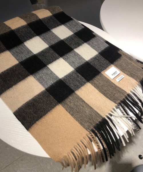 Burberry The Classic Check Cashmere Brown 66in/168cm