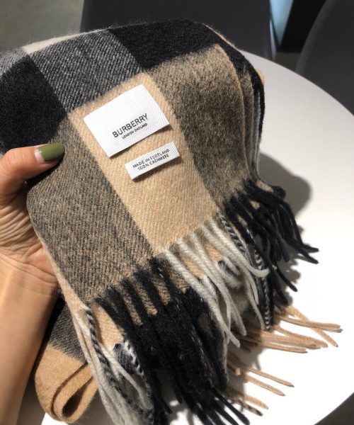 Burberry The Classic Check Cashmere Brown 66in/168cm