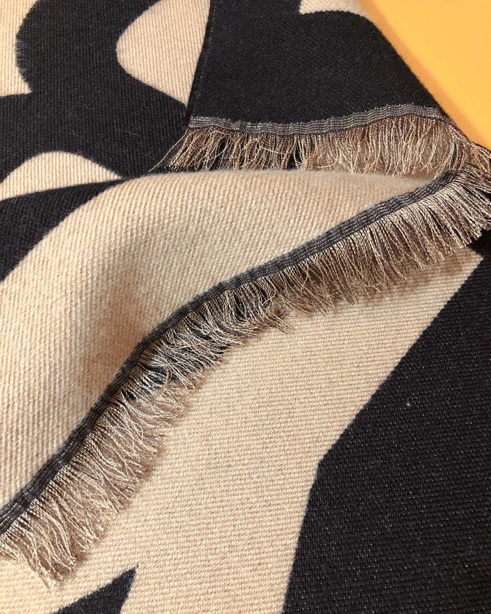 Burberry Wool New Double-Sided Large Brown Scarf 188cm/74in 