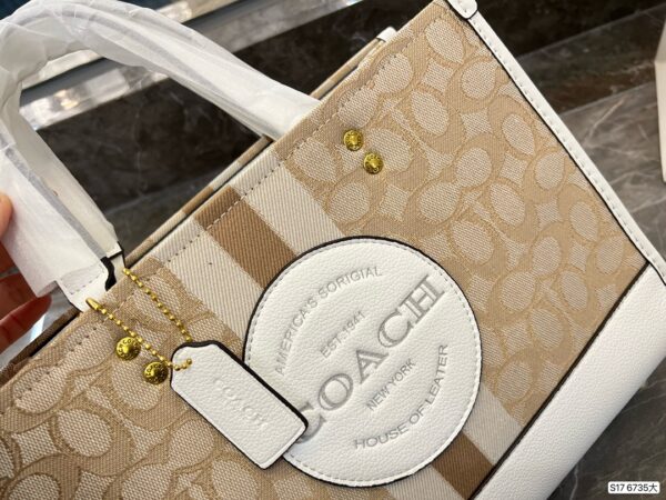 CA004 - Coach Women's Fashion Bag