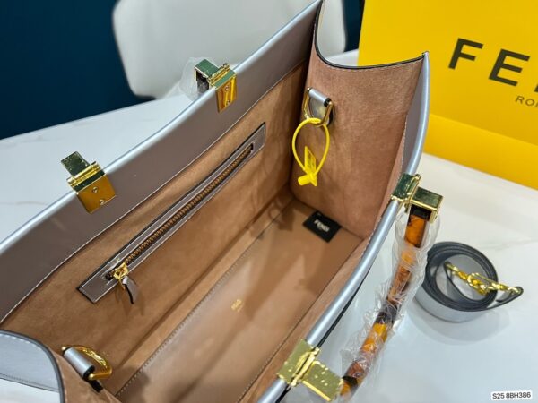 CA004 - Coach Women's Fashion Bag