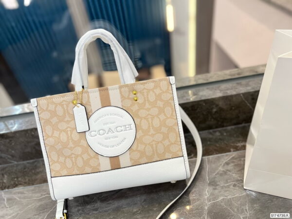 CA004 - Coach Women's Fashion Bag