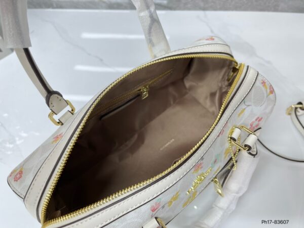 CA006 - Coach Women's Fashion Bag