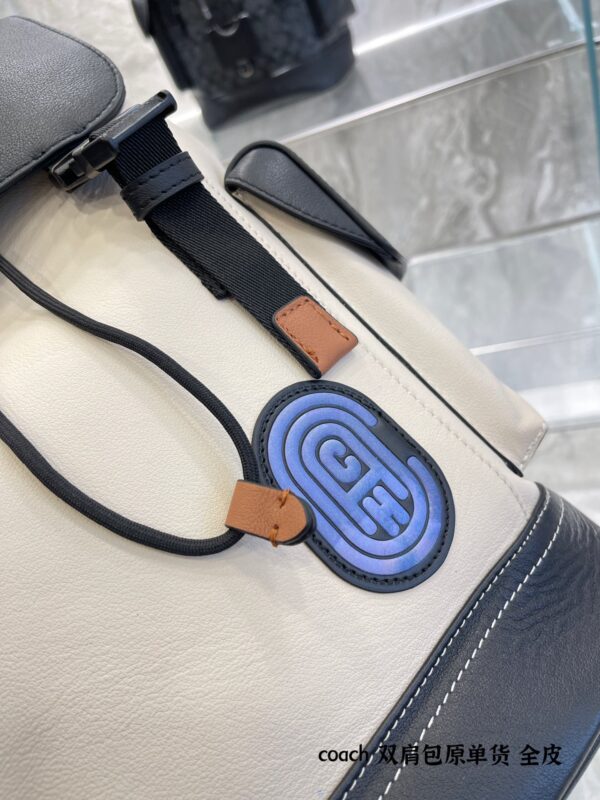 CA007 - Coach Women's Fashion Bag