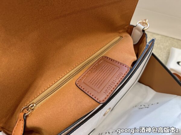 CA008 - Coach Women's Fashion Bag