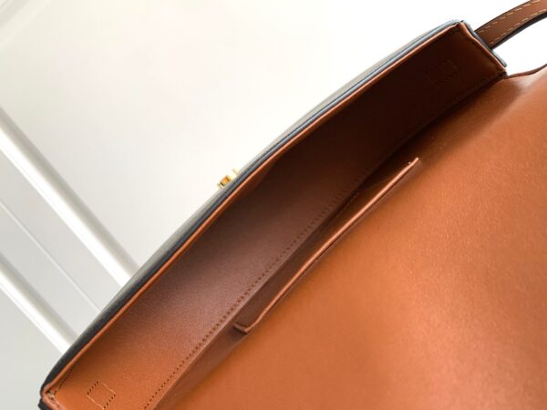 1:1 Replica Celine Besace Cuir Triomphe Bag Brown For Women 9in/23cm 111233DU3.04LU