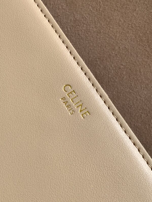 1:1 Replica Celine Besace Cuir Triomphe Bag Nude For Women 9in/23cm 111233DU3.03ND