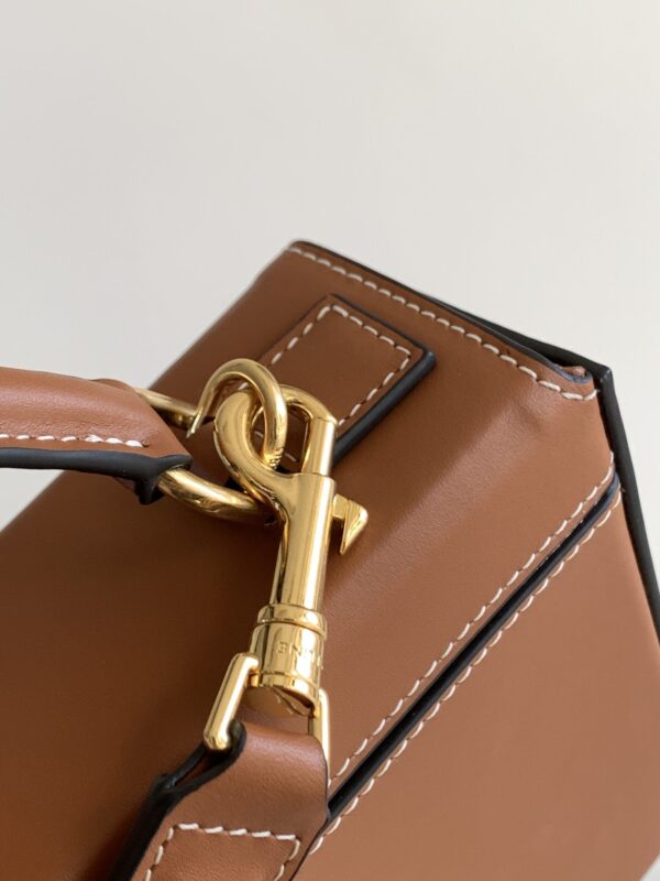 1:1 Replica Celine Box Triomphe Bag Brown For Women 9in/22cm 199993BFN.04LU
