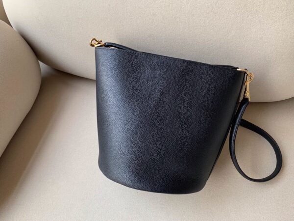 1:1 Replica Celine Bucket 16 Bag Black For Women 10in/25cm 195573CR4.38NO