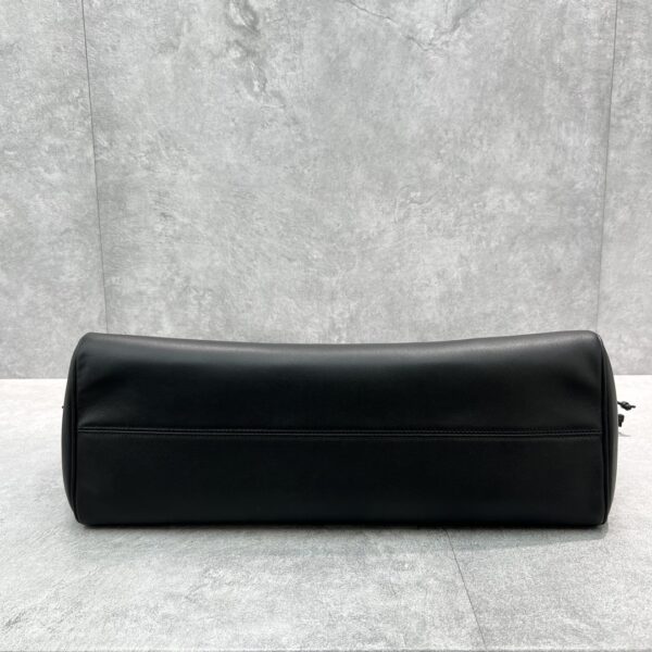 1:1 Replica Celine Cabas Drawstring Cuir Triomphe Black For Women 17in/44cm 199973DU3.38NO