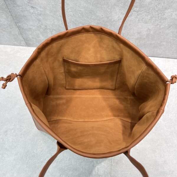 1:1 Replica Celine Cabas Drawstring Cuir Triomphe Tan For Women 17in/44cm 199973DU3.04LU