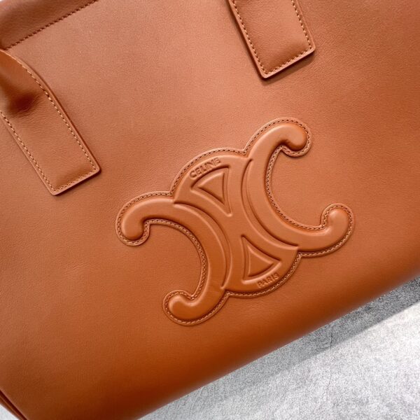 1:1 Replica Celine Cabas Drawstring Cuir Triomphe Tan For Women 17in/44cm 199973DU3.04LU