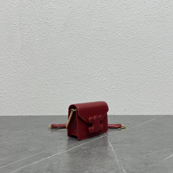 1:1 Replica Celine Card Holder On Chain Triomphe Red For Women 4in/11cm 10J743DPV.27VD
