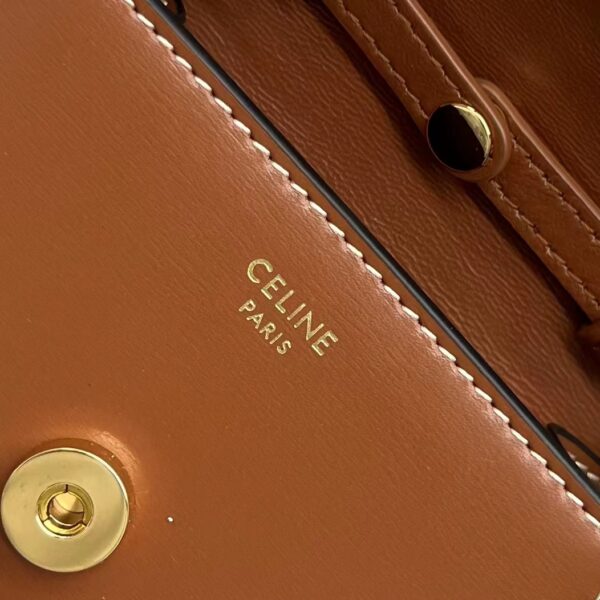1:1 Replica Celine Card Holder On Chain Triomphe Tan For Women 4in/11cm 10J743DPV.04LU