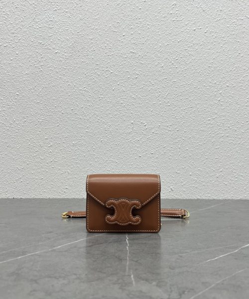 1:1 Replica Celine Card Holder On Chain Triomphe Tan For Women 4in/11cm 10J743DPV.04LU