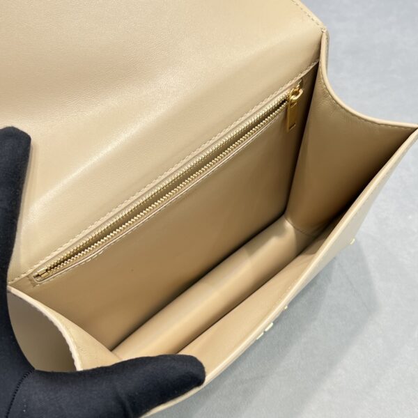 1:1 Replica Celine Chain Besace Triomphe Beige For Women 10in/24.5cm