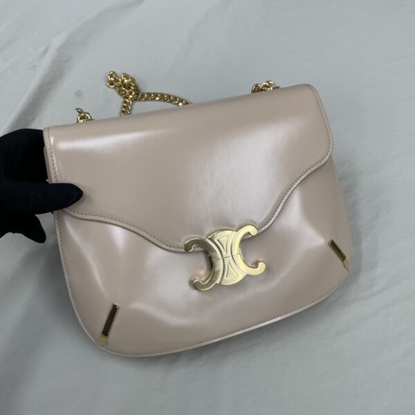 1:1 Replica Celine Chain Besace Triomphe Nude For Women 10in/24.5cm 199273BF4.03ND