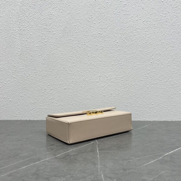 1:1 Replica Celine Chain Box Triomphe Bag Beige For Women 9in/22cm