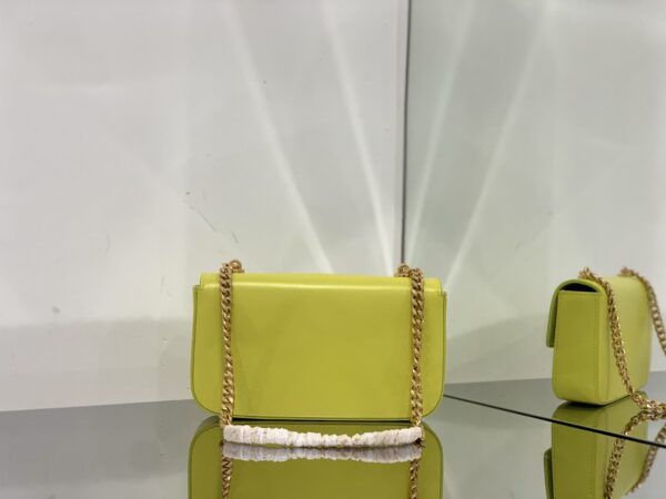 1:1 Replica Celine Chain Shoulder Bag Cuir Triomphe Green For Women 7.9in/20cm